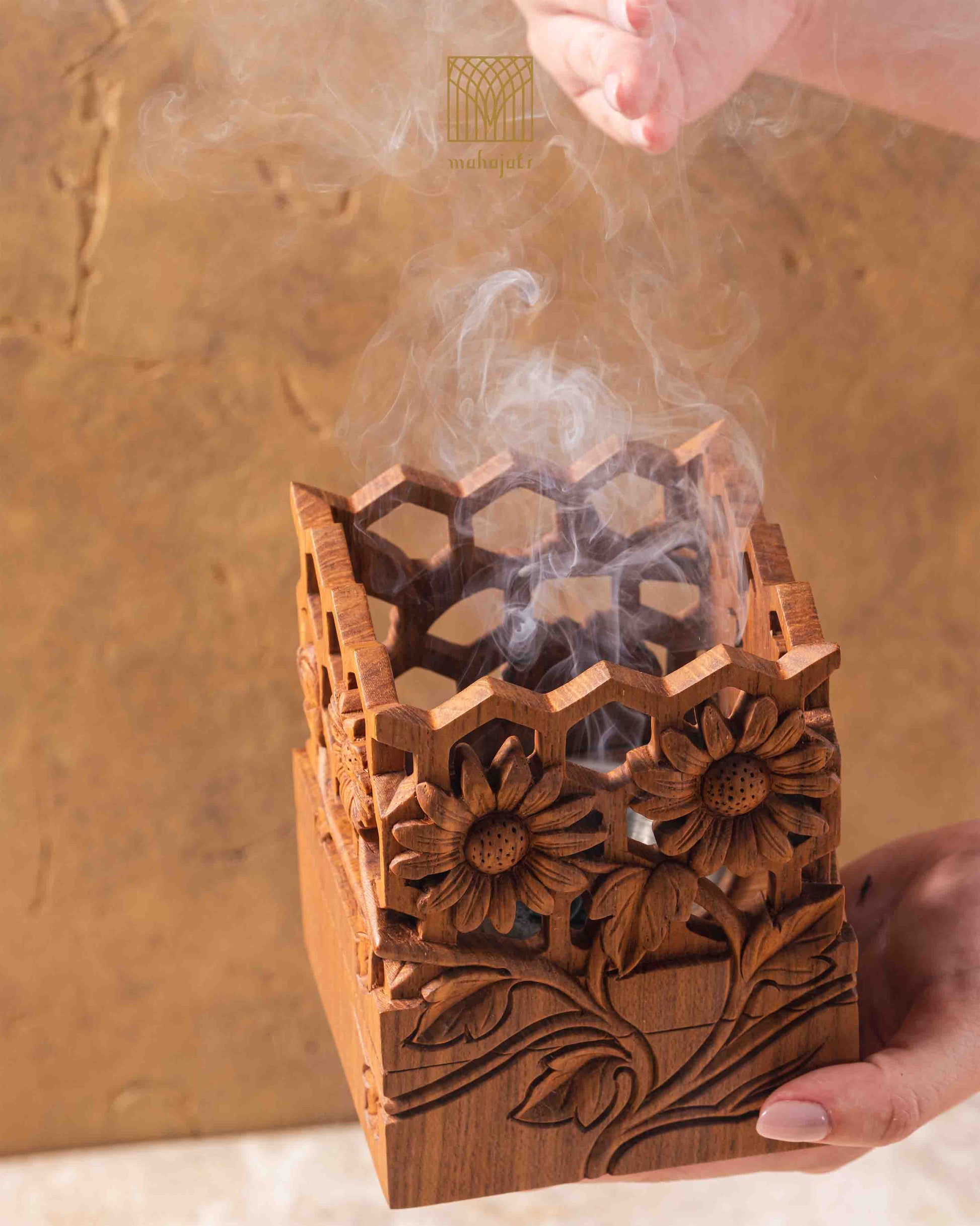 مبخرة زهرة العرفج - نحت بارز وشبه ثلاثي الأبعاد - 10 سم × 12 سم - Mahajati